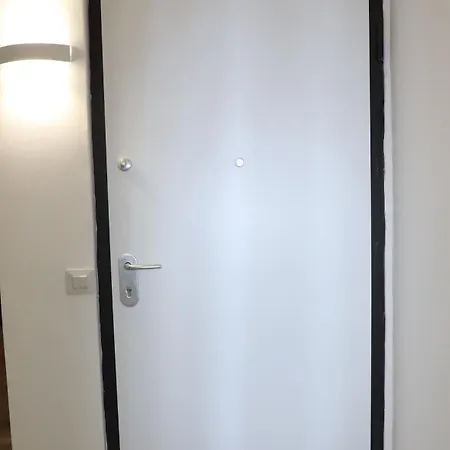 דירה Wikisuite Labaro *